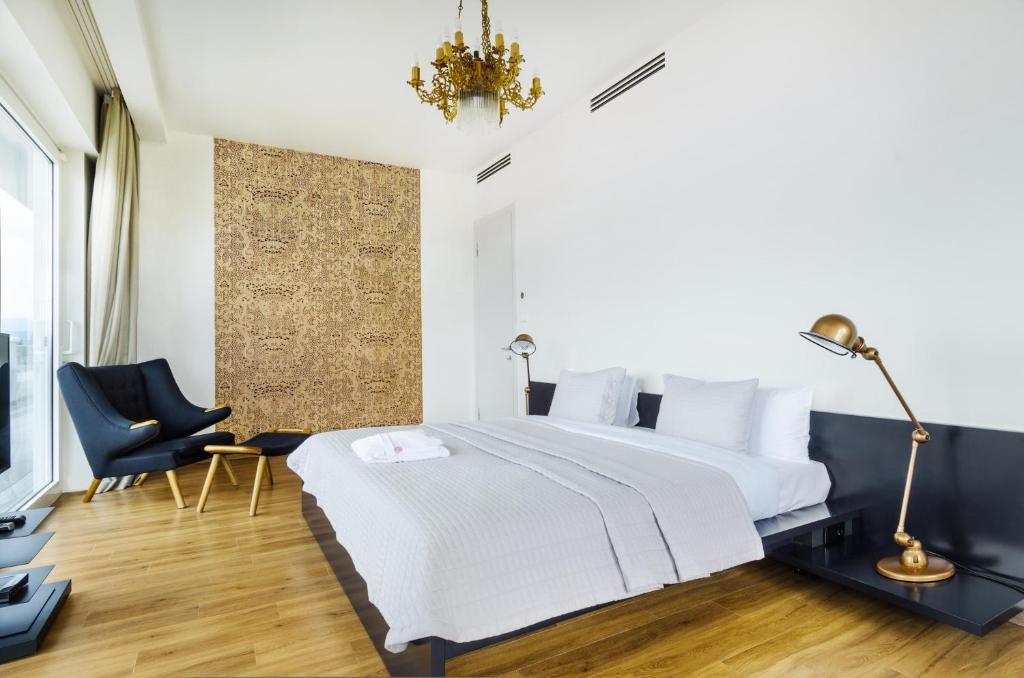 Le Port Boutique Apart Hotel Батуми Екстериор снимка