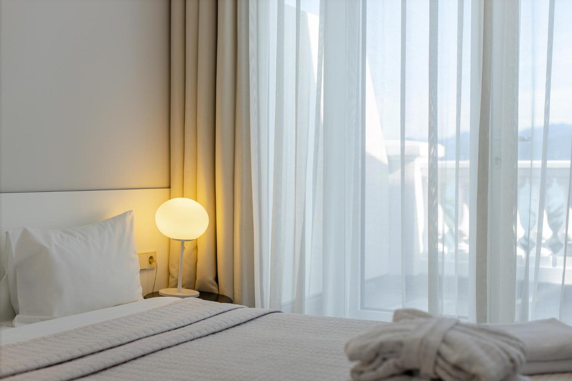 Le Port Boutique Apart Hotel Батуми Екстериор снимка