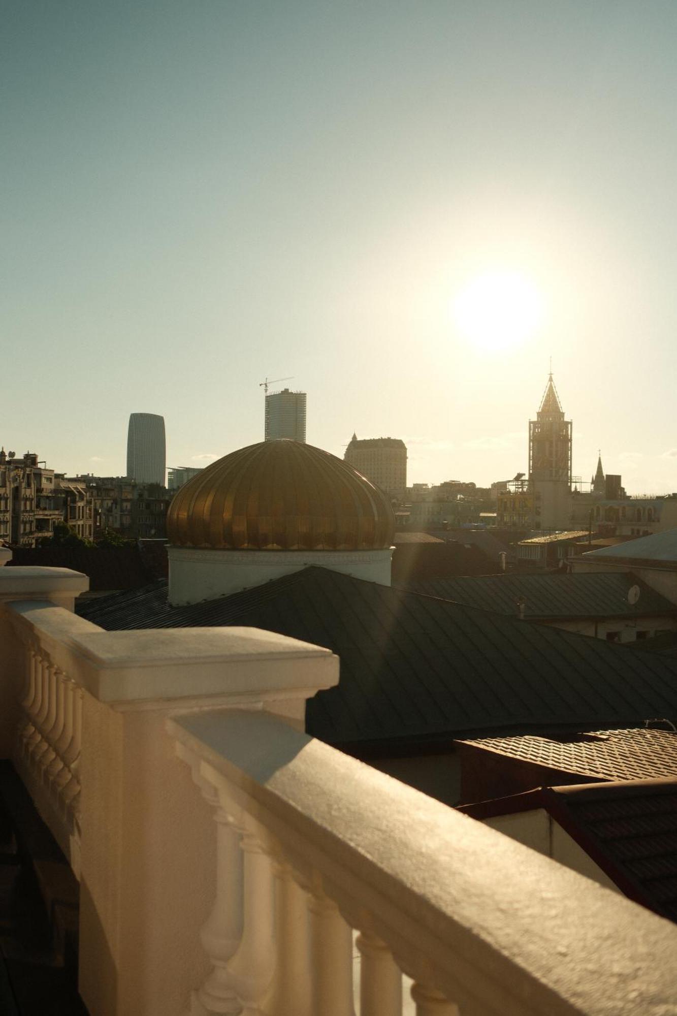 Le Port Boutique Apart Hotel Батуми Екстериор снимка