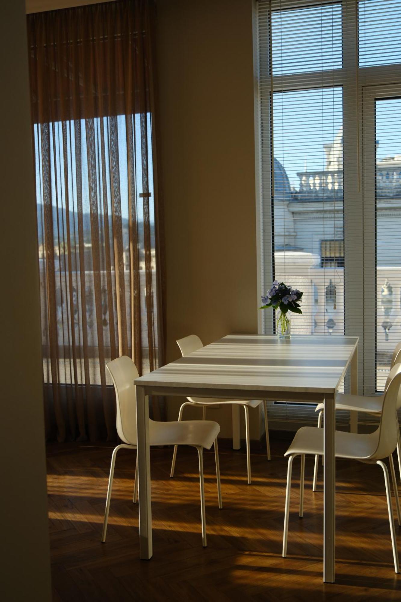 Le Port Boutique Apart Hotel Батуми Екстериор снимка
