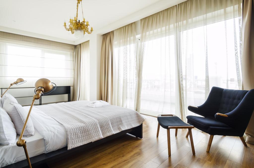 Le Port Boutique Apart Hotel Батуми Стая снимка