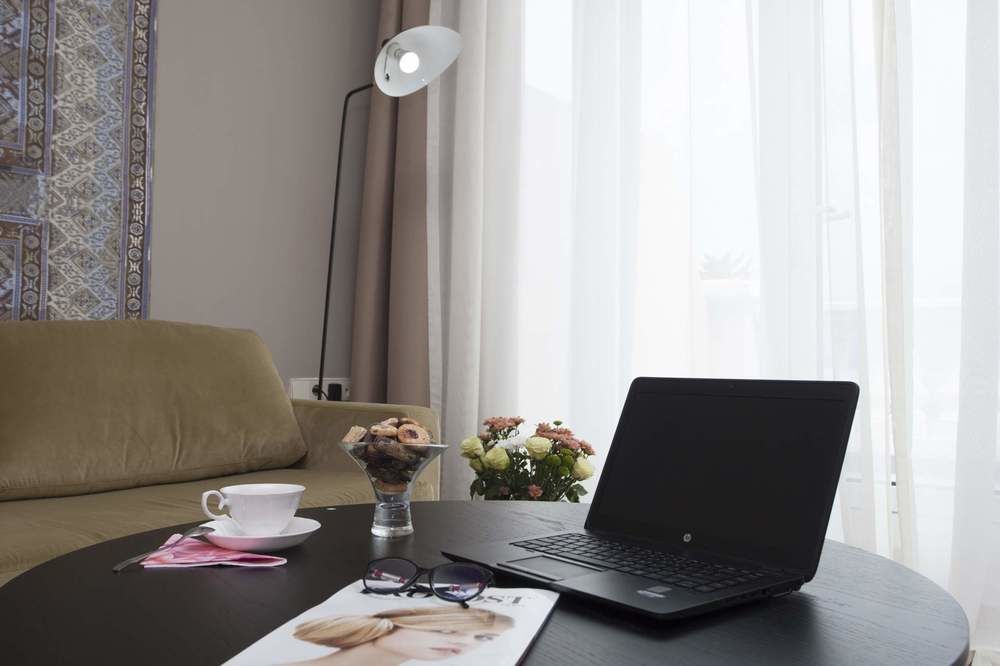 Le Port Boutique Apart Hotel Батуми Екстериор снимка